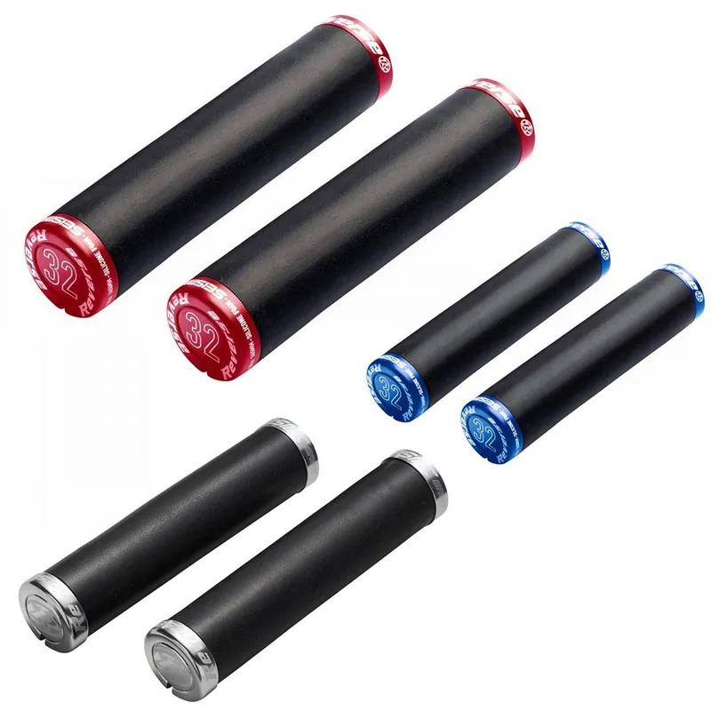 Nejprodávanější Gripy - REVERSE Seismic Ergo Lock On 32x145mm - černá