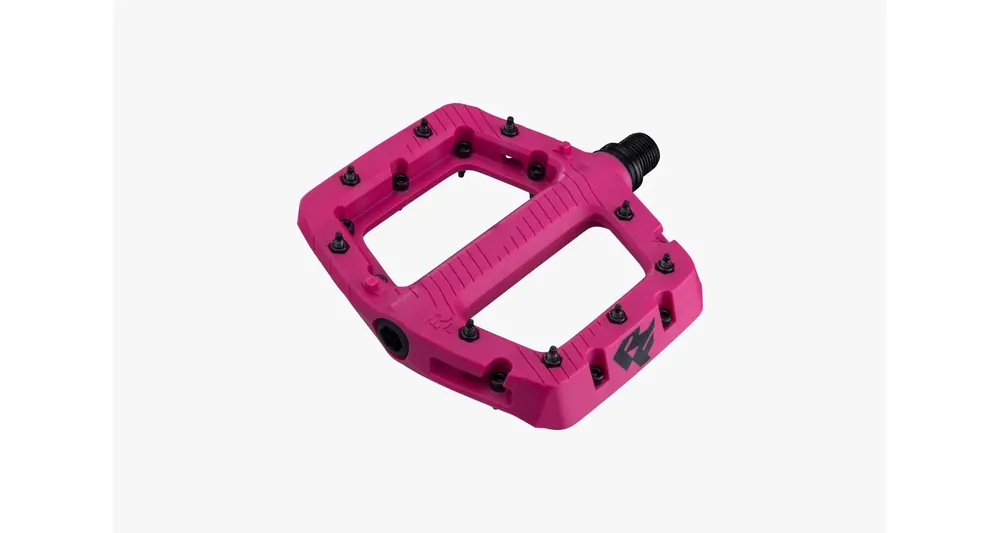 Must-Have RACE FACE pedály CHESTER Small magenta