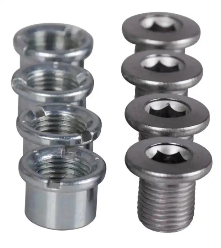 Pouze Dnes SHIMANO FC-M540 Šroub + matice na převodník M8x8,5mm