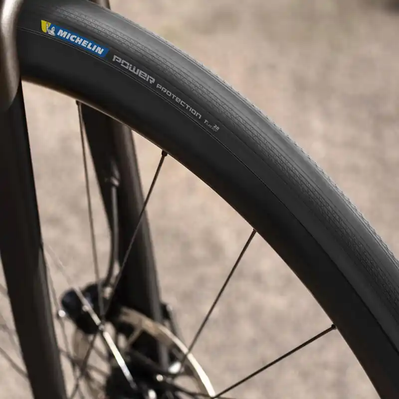 Oblíbený MICHELIN Plášť POWER PROTECTION 700x28C (28-622) 3×120TPI 315 g TLR, skládací