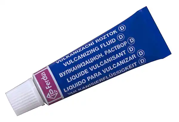 Poslední Šance 31700 - Lepidlo FERDUS 4ml