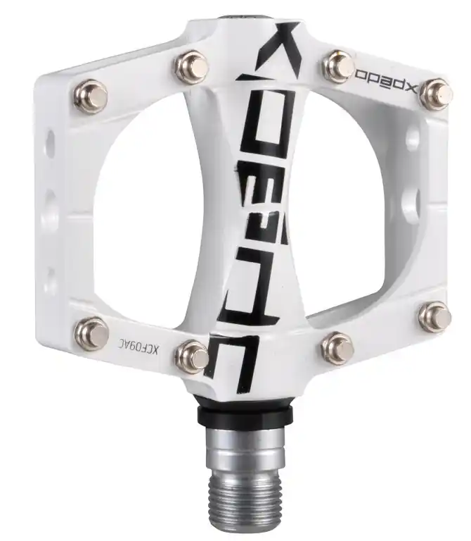 Must-Have Trekingové \\/ MTB pedály Xpedo Traverse 9 XCF09AC bílá