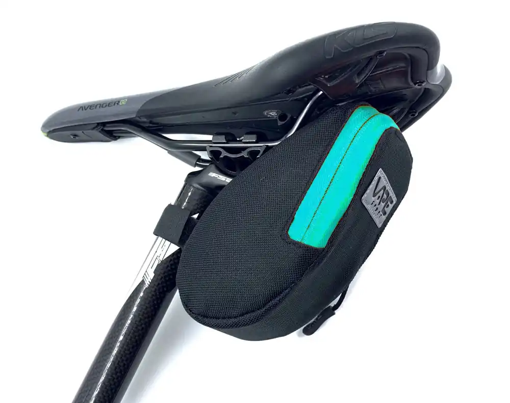 Aktuální Brašna Vape M2 pod sedlo 17x8x7 cm reflex logo surf blue