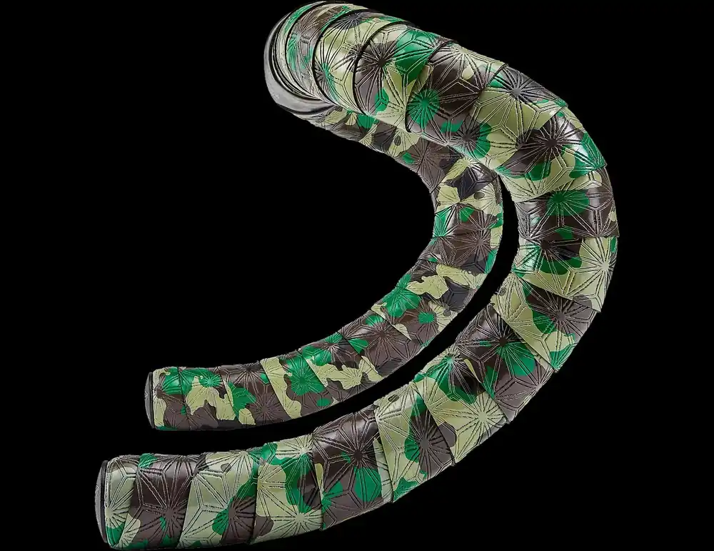 Omotávka Supacaz Super Sticky Kush Gravel camo/ano blk Objednat Nyní