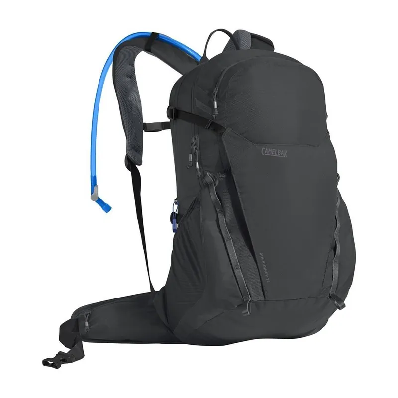 Sleva Cyklistický batoh Camelbak Rim Runner 22 charcoal/graphite 2023