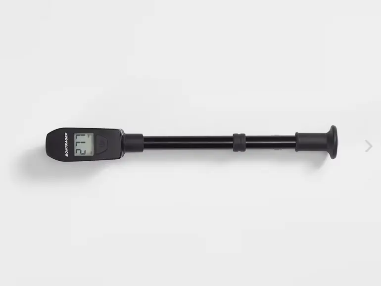 Pumpička na kolo Bontrager Digital Shock Pump bk Rychlé Dodání