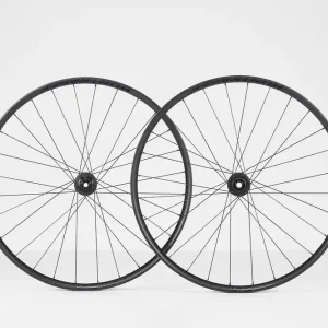 Zapletené kolo 29" Bontrager Line Comp 30 TLR Boost Finální Výprodej