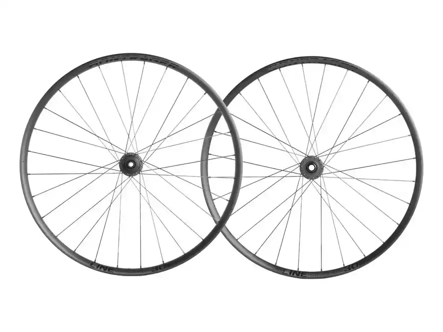 Ověřený Zapletená kola 29" Bontrager Line Comp 30 TLR Boost 2026