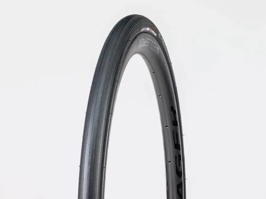 Časově Omezené Plášť Bontrager R2 Hard-Case Lite