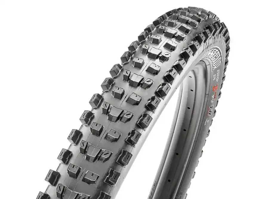 Plášť 29" x 2.4 WT Maxxis Dissector 3CT TR DD kevlar Jen Po Omezenou Doba