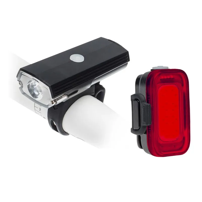BLACKBURN světla sada DAYBLAZER 550 + Grid USB-C Sleva